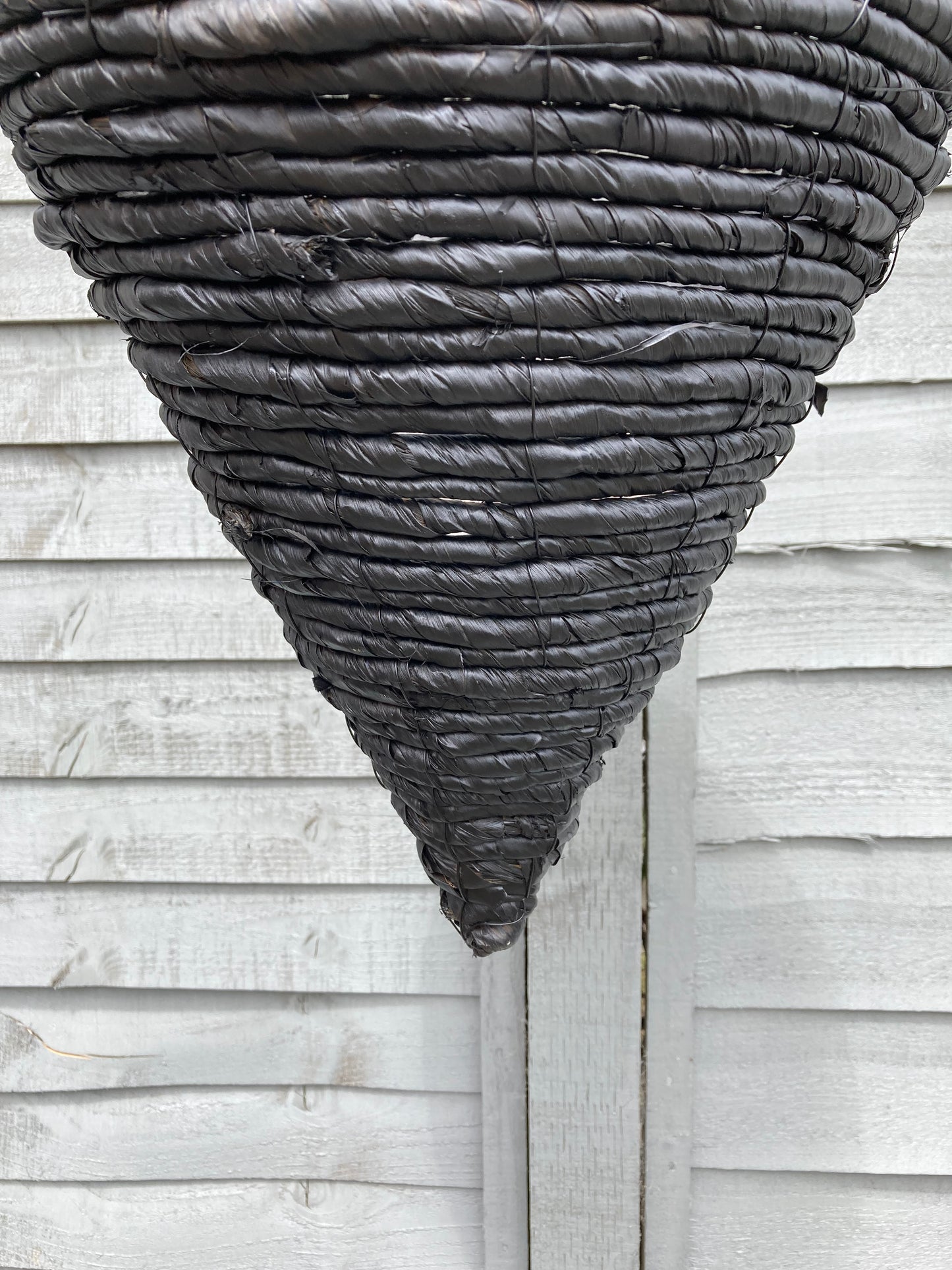 12" Black Banana Leaf Cone Hanging Basket