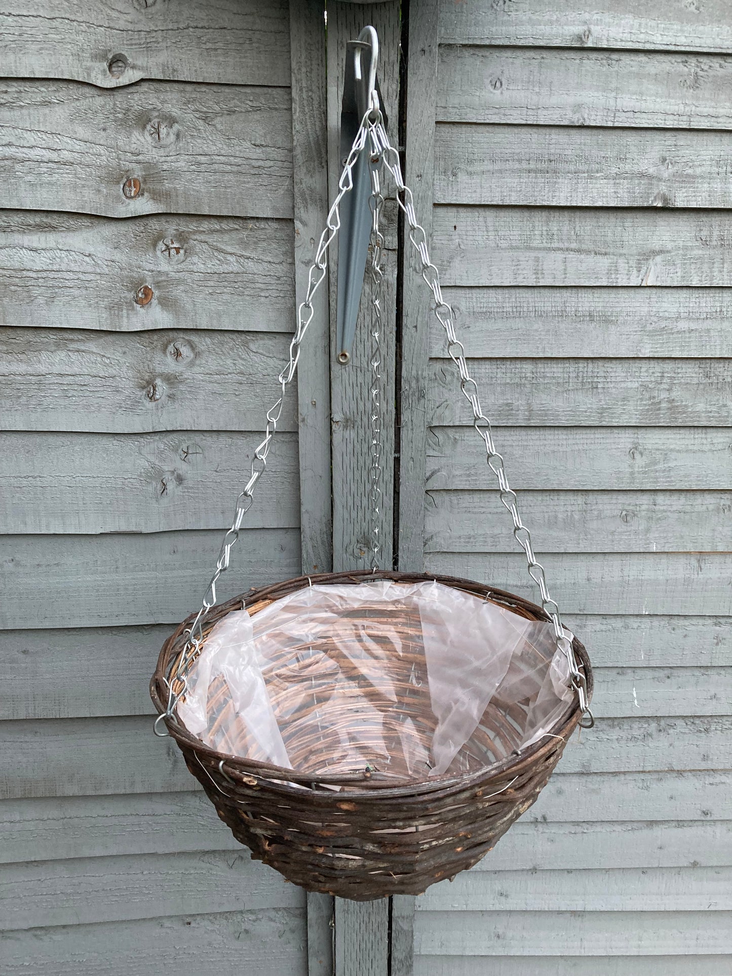 14" Round Rattan Hanging Basket