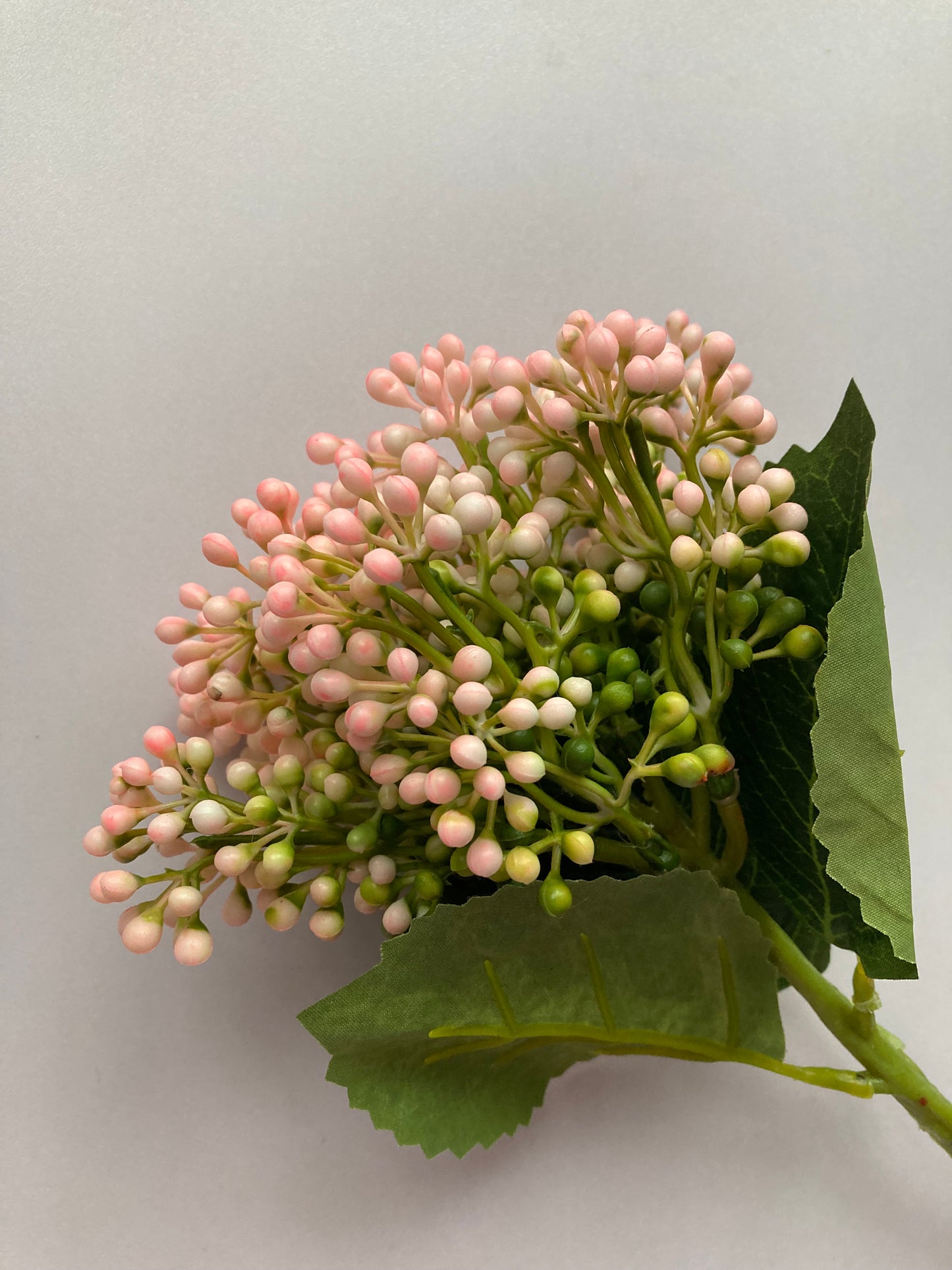 Light Pink/White Berry Cluster