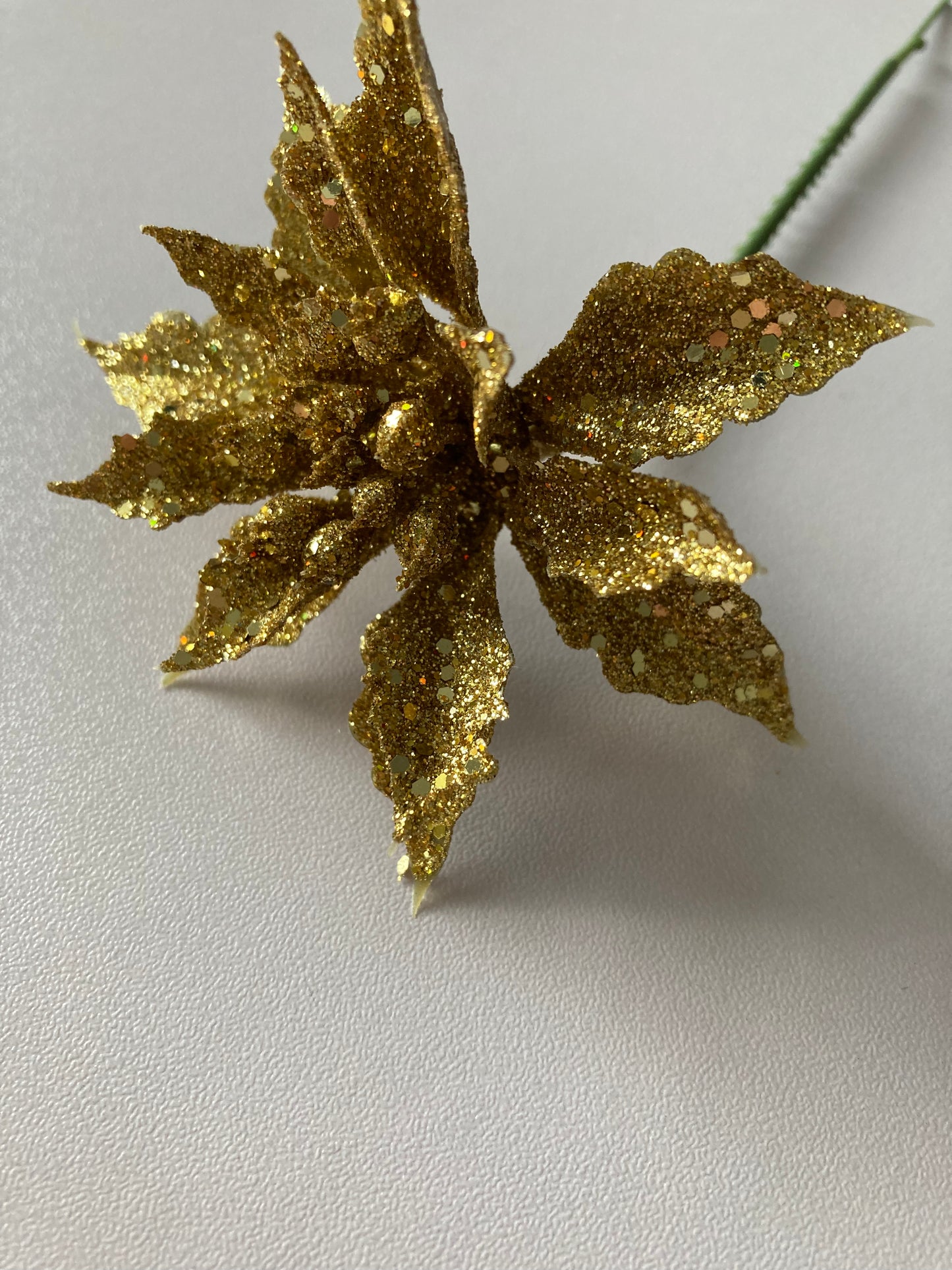 Small Gold Glitter Poinsettia