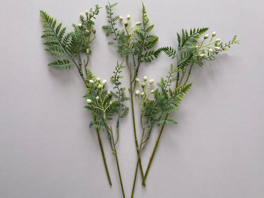 5 Mixed Foliage & Berry Stems