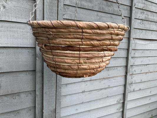 12" Banana Leaf Round Hanging Basket