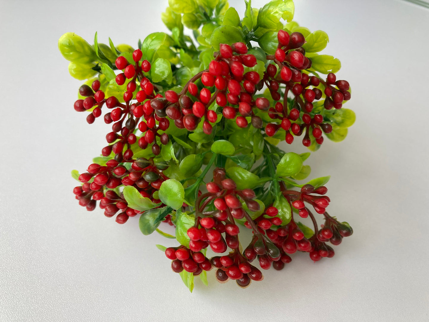 Red Berry & Foliage